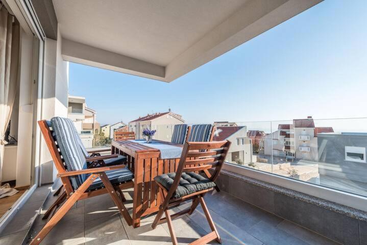 Blue Sky, Modern Sea View Apartment Novalja Zewnętrze zdjęcie