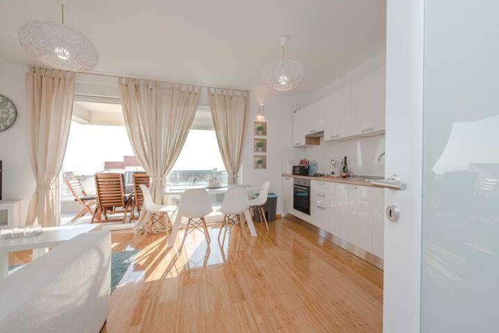 Blue Sky, Modern Sea View Apartment Novalja Zewnętrze zdjęcie
